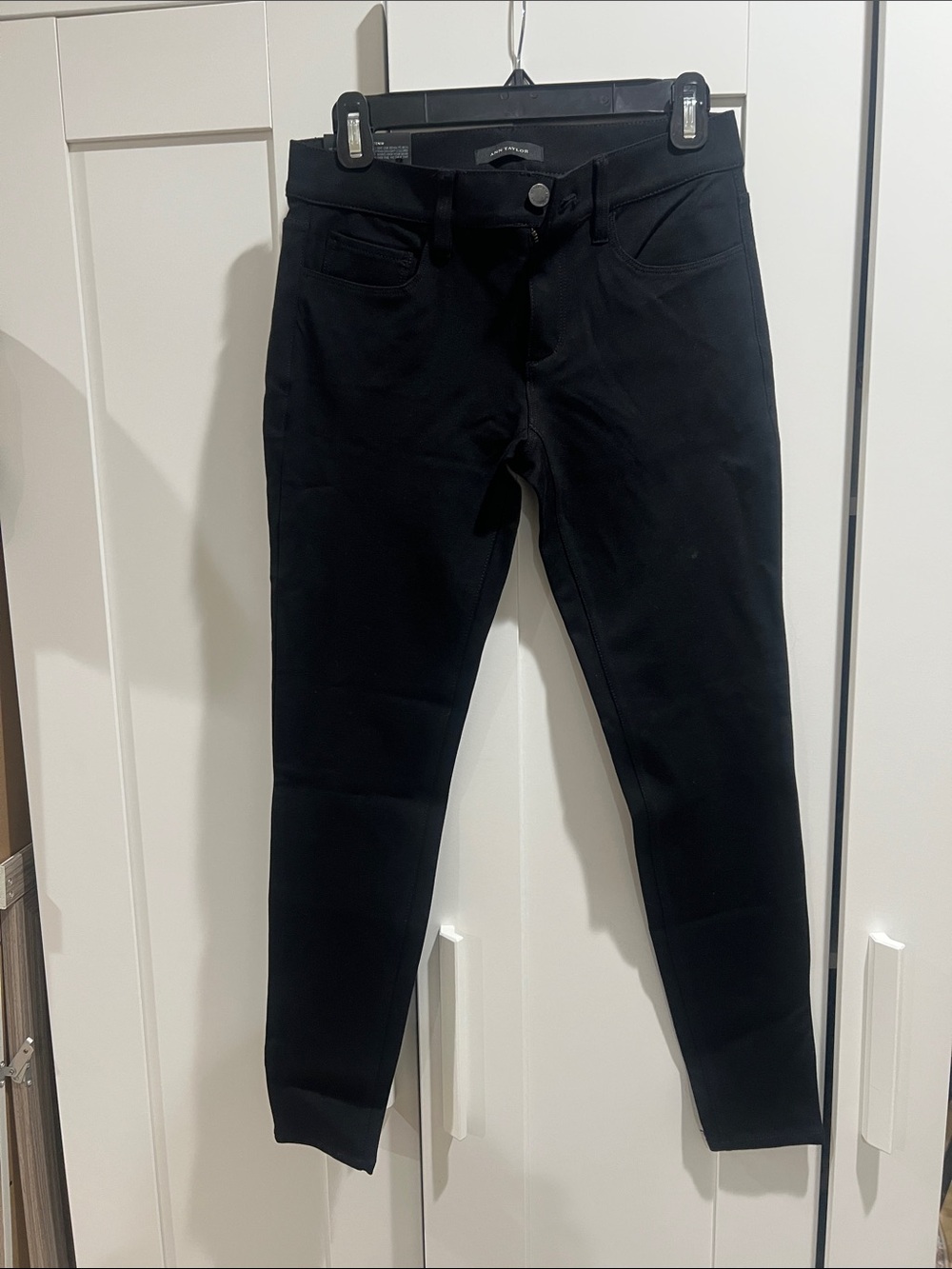 Ann Taylor Black Slim Ponte Pants